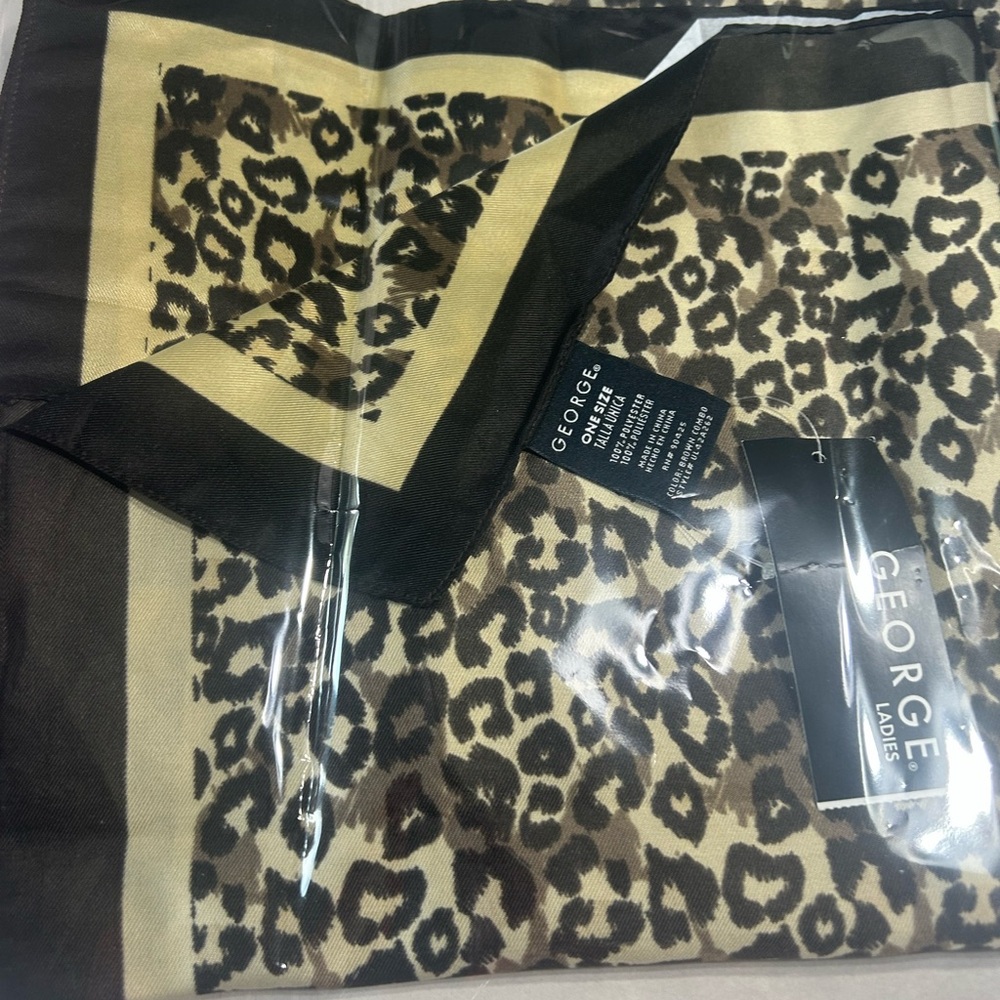 George Animal Print Scarf - Picture 9 of 9